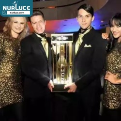 Customized new full metal Anti-theft Product showcase lockable bird cage bottle display glorifier presenter locks cage with keys